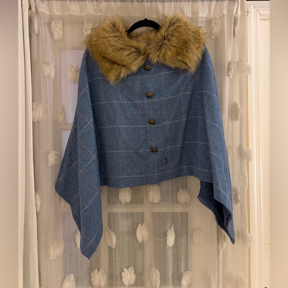 British Tweed Cape with faux fur collar